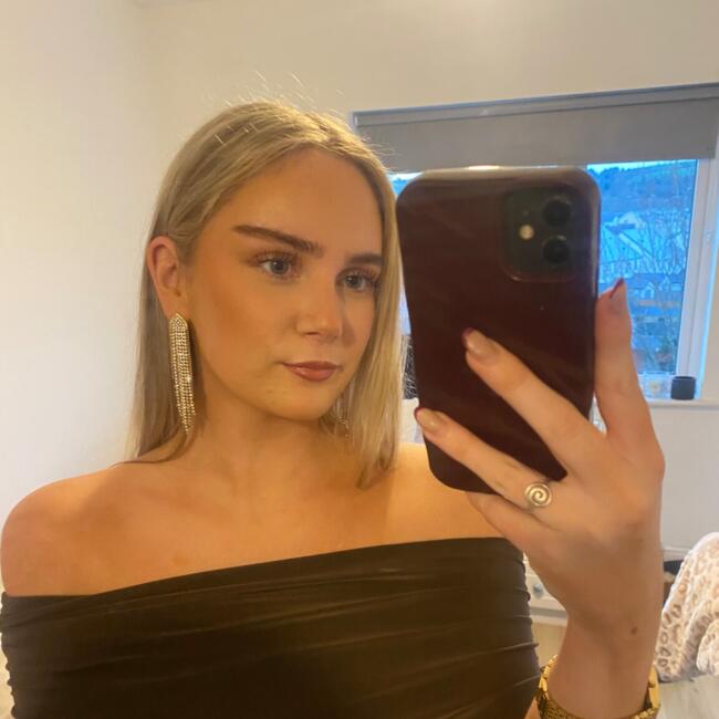 Babysitter in Carrigaline: Ciara