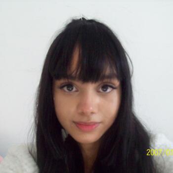 Babysitter in St Helens: Dulangi