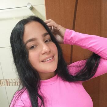 Babysitter Curitiba: Melissa