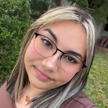 Babysitter in Cerdon: Anaelle