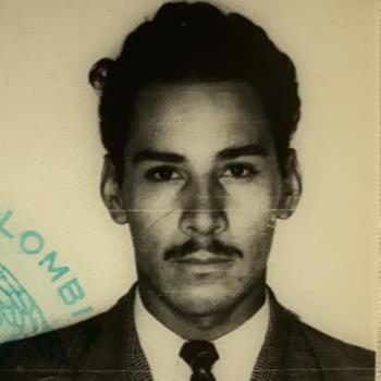 Trabajos de Niñera en Madrid: trabajo de canguro Santiago