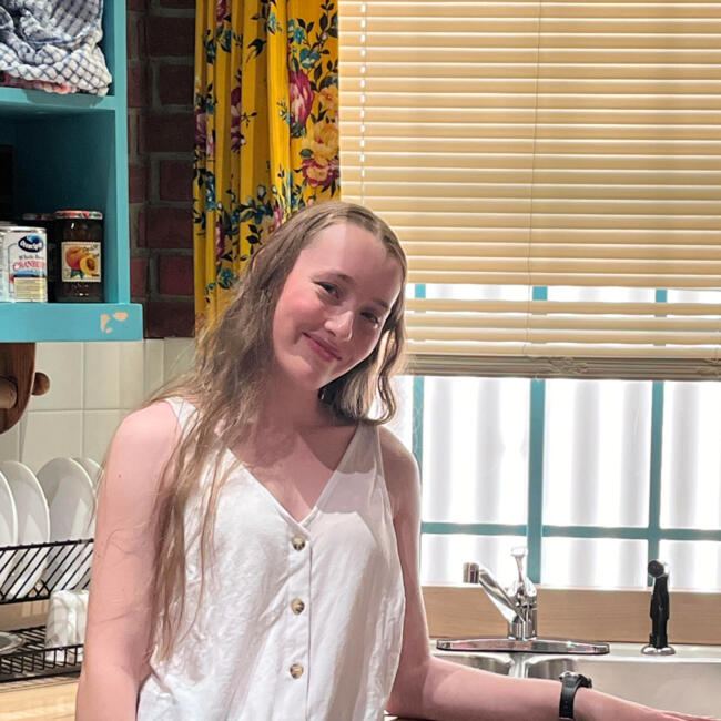 Baby-sitter in Palmerston North: Emily