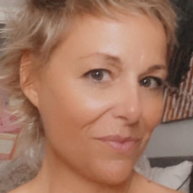 Babysitter in Marseille: Samantha