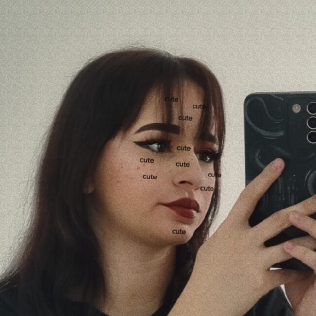 Babysitter in Carvin: Deborah