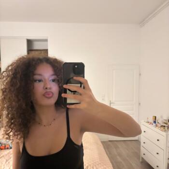 Babysitter Saint-Etienne: Massila