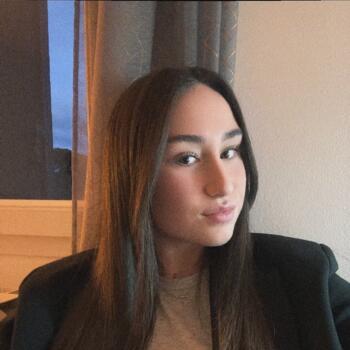Babysitter in Aubagne: Jade