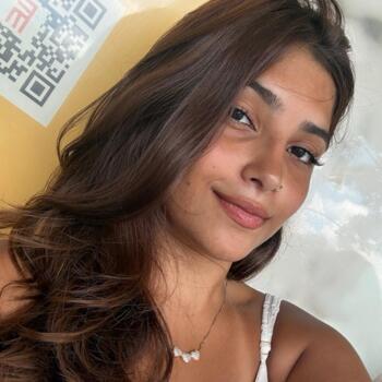 Babysitter Marília: Larissa