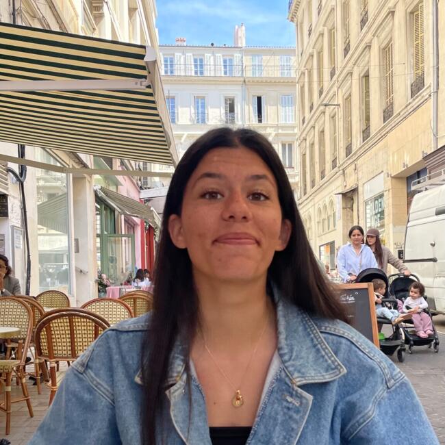Babysitter in La Ciotat: Mélyne