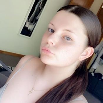 Babysitter Albury: Ellie