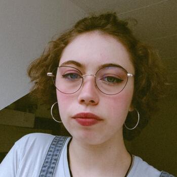 Baby-sitter in Lille: Flavie