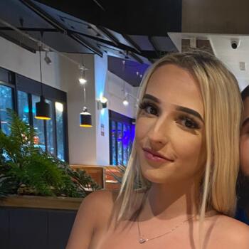 Babysitter Sydney: Isabel