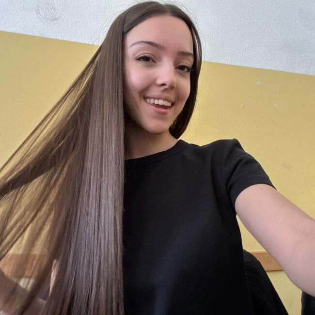 Babysitter in San Nicola la Strada: Giulia