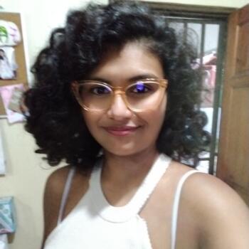 Babysitter in Escazú: Paola