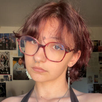 Babysitter in Scey-sur-Saône-et-Saint-Albin: Alycia