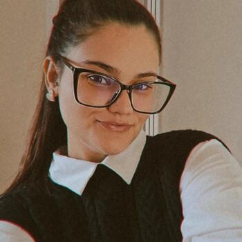 Babá em Curitiba: Beatriz