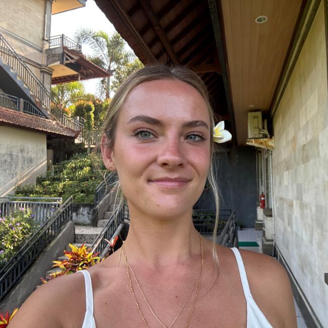Babysitter in Florence: Acacia