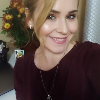 Babysitters in Barrie: Julia