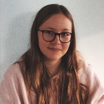 Babysitter in Emmen: Celine
