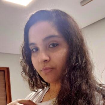 Babysitter in Francisco Beltrão: Amanda