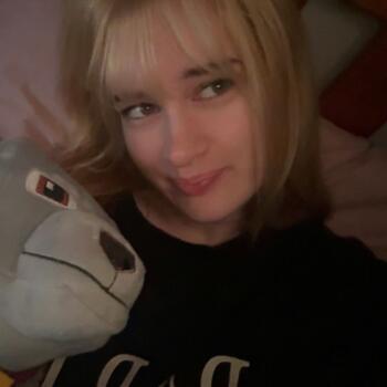 Babysitter Perth: Hayley