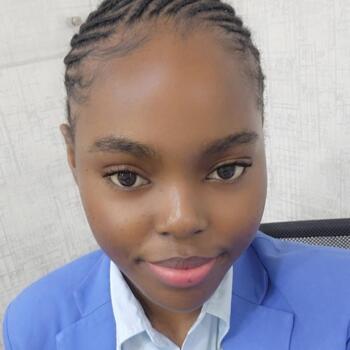 Babysitter in Dubai: Richile