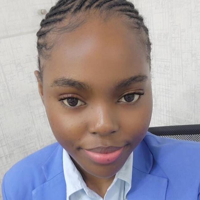 Babysitter in Dubai: Richile