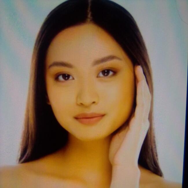 Job de babysitting în București: Daria