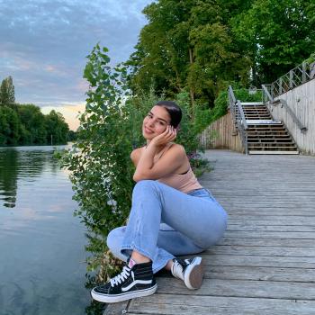 Baby-sitter in Bougival: Jessica Moreira Silva