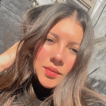 Babysitter in La Plata: Camila