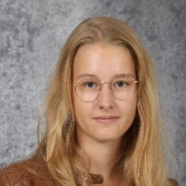 Babysitter in Troyes: Lilou