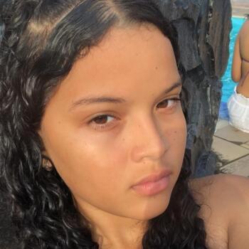 Babysitter in La Mitra: Darysneth