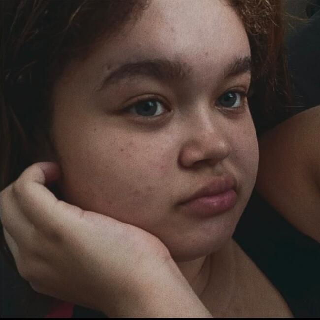 Babysitter in Serra: Emanuelle