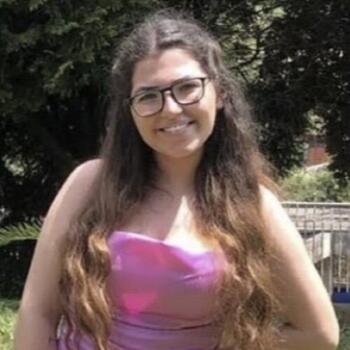 Babysitter in Porto: Inês