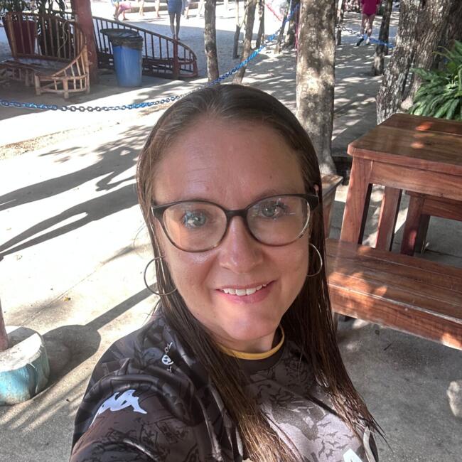 Trabajo para niñera en Esparza: ALICIA