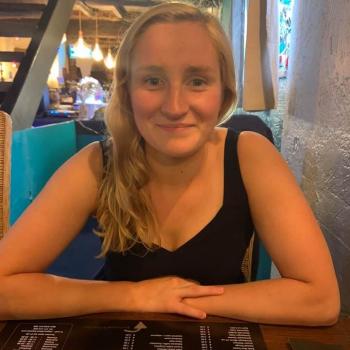 Baby-sitter Tournai: Julie