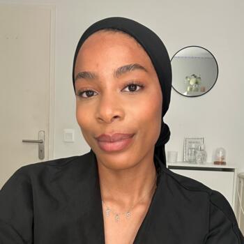 位于圣日耳曼昂莱的临时保姆: Ness