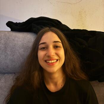 Babysitter em Vila Franca de Xira: Mara