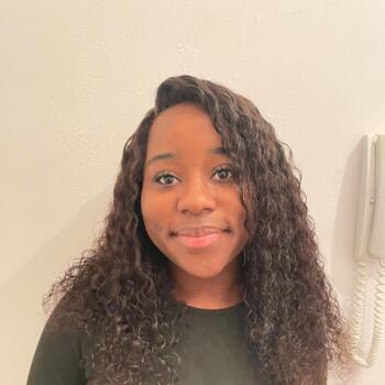 Babysitter in Wien: Lina