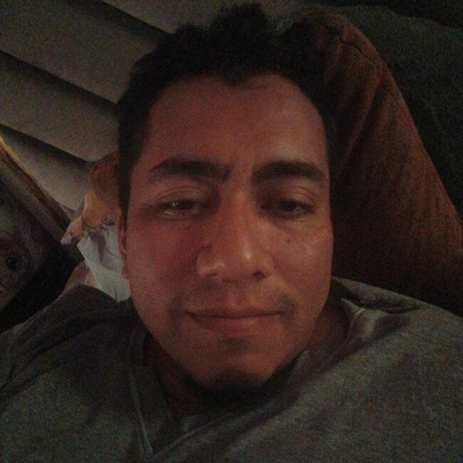 Babysitting job in Machala: Jose Luis