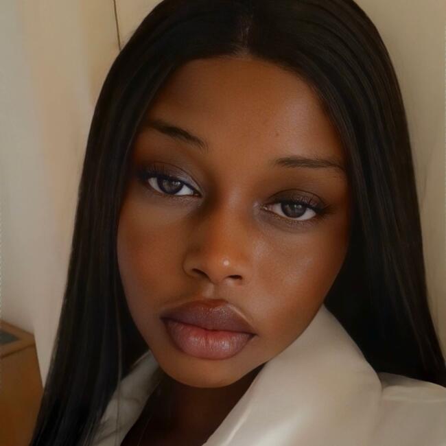 Babysitter in Malakoff: Queen