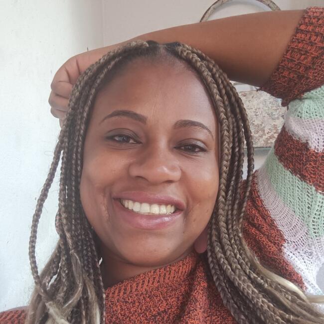 Babá em Ribeirão das Neves: Juliana