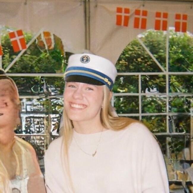 Babysitter in Vedbæk: Anna