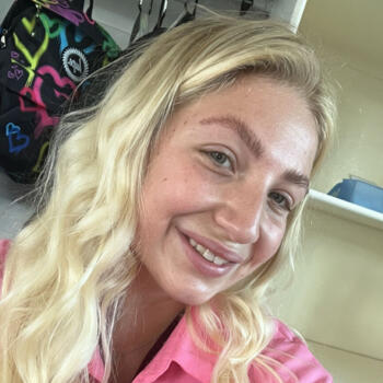 Babysitter Coulsdon: Lia