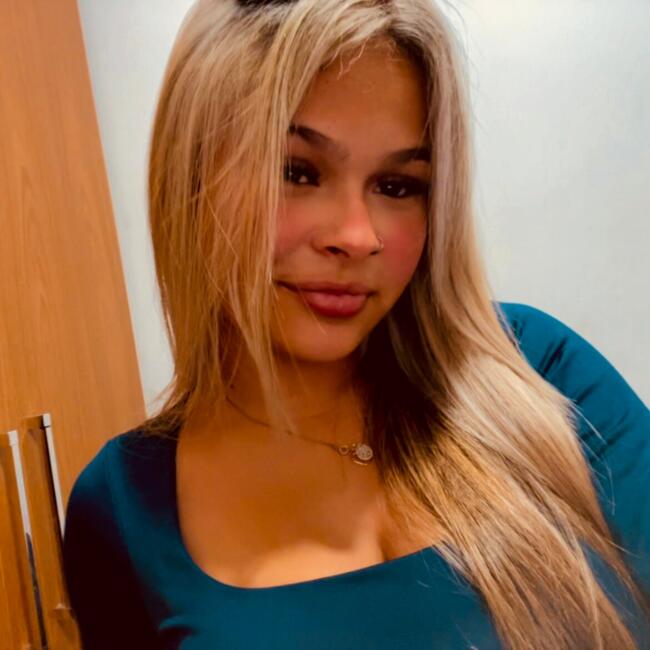Babysitter in Anápolis: Geovanna
