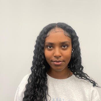 Babysitter Toronto: Ruftana