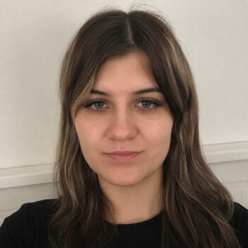 Babysitter in Prace: Marie