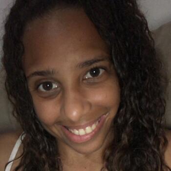 Babysitter Rio de Janeiro: Valeska