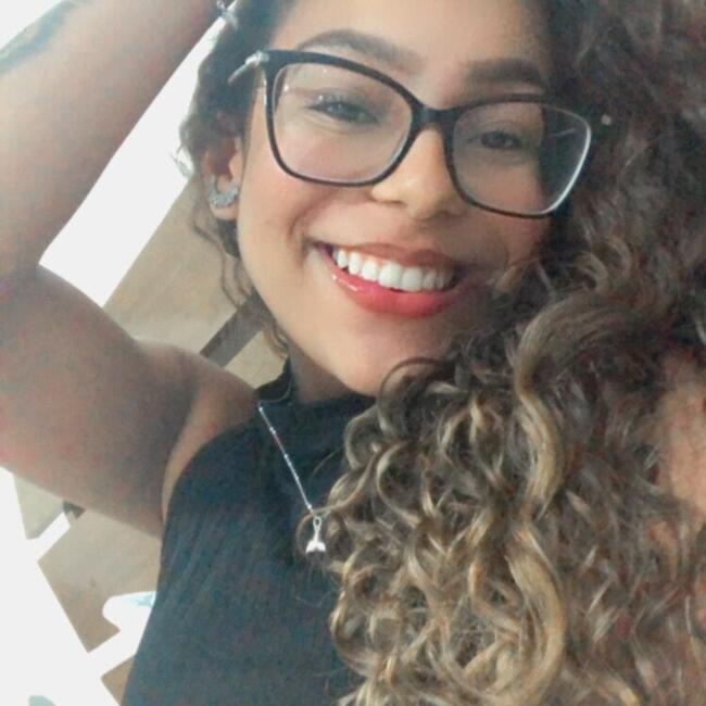 Babysitter in Maricá: Marcela