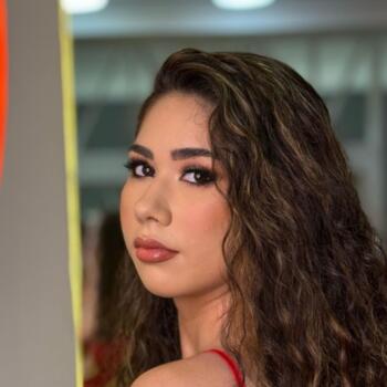 Babysitter in Natal: Isadora