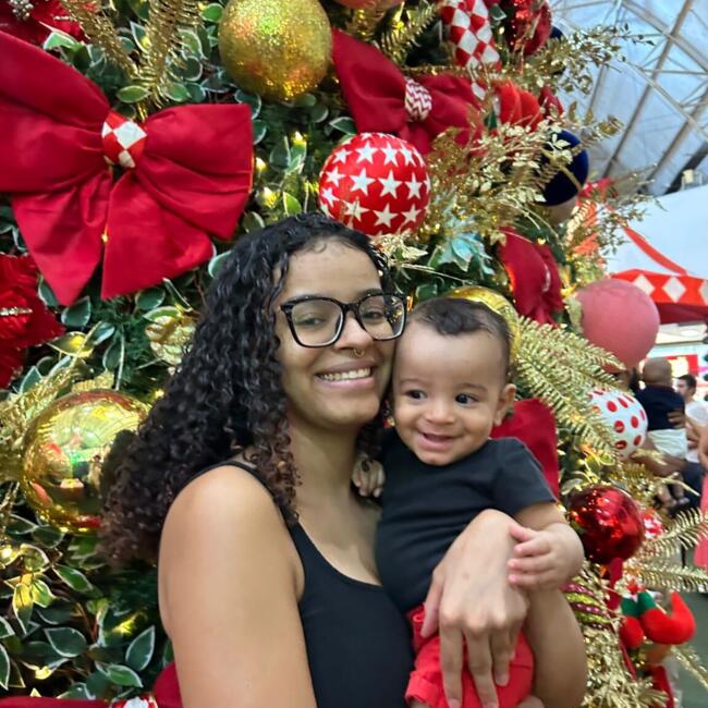 Babá em Montes Claros: Emily